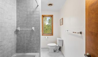 38 River Run, East Greenwich, RI 02818