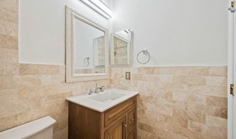 7517 LINDBERG Dr, Alexandria, VA 22306