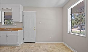 624 AVOYELLES Dr, Alexandria, LA 71301