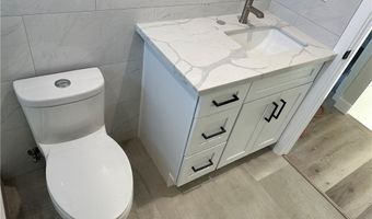 9585 Woodale Ave, Arleta, CA 91331