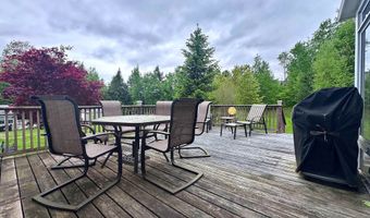 224 Garbrooke Dr, Bennington, VT 05201