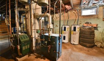 6 Cushing St, Cumberland, RI 02864