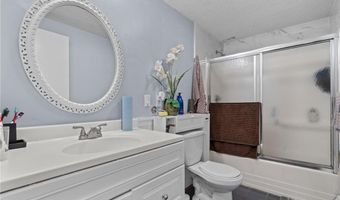 14 Parker St, Central Falls, RI 02863