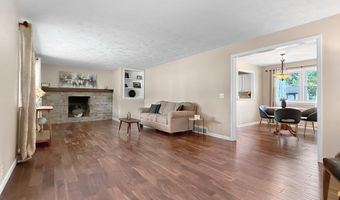 1008 Columbus Cir S, Ashland, OH 44805