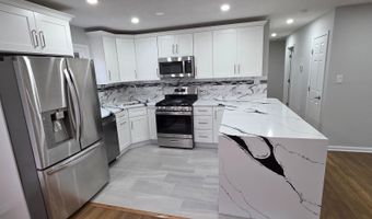 4813 LAWRENCE St, Alexandria, VA 22309