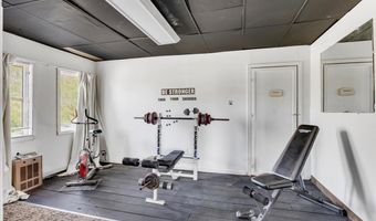 22-24 Kreisel Ter, Amsterdam, NY 12010