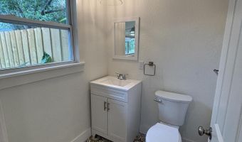 935 SAILFISH Dr E, Atlantic Beach, FL 32233