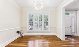 973 POWHATAN St, Alexandria, VA 22314