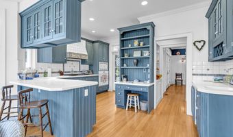 634-640 East Ave, Bay Head, NJ 08742