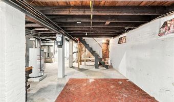 217 Narragansett St, Cranston, RI 02905