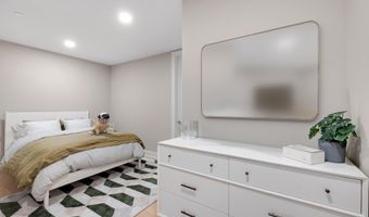 1601 CHERRY St 702, Philadelphia, PA 19102