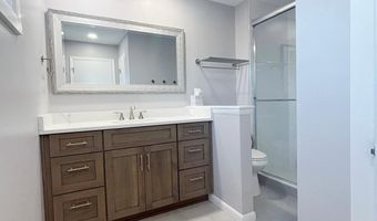 5107 CLIFFHAVEN Dr, Annandale, VA 22003