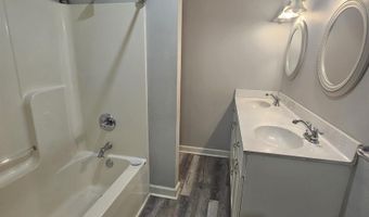 14807 Sweetgum Apt A, Alexander, AR 72002