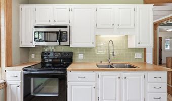 321 MILL St, Amherst, WI 54406
