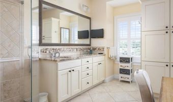 3958 Post Rd 11, Warwick, RI 02886