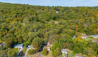 26 Cedar Ridge Dr, Alloway, NJ 07462