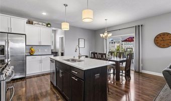 15711 Fair Hill Way, Apple Valley, MN 55124