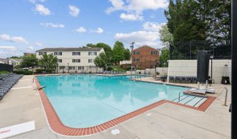 1455- B N VAN DORN St, Alexandria, VA 22304