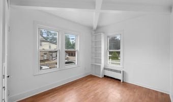 86 W Main St 2, Bergenfield, NJ 07621