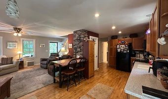 21 Dream Ln, Belfast, ME 04915