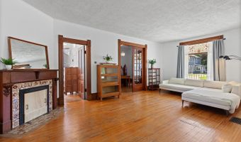 403 N Locust St, Adrian, MI 49221
