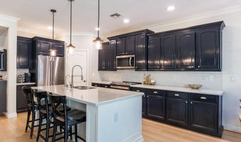 221 W Tahiti Dr, Casa Grande, AZ 85122