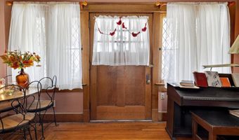 430 W Spring St, Bloomfield, IN 47424