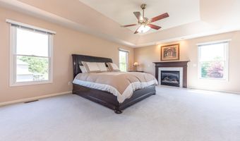 2058 Chardonnay Ct, Ann Arbor, MI 48108