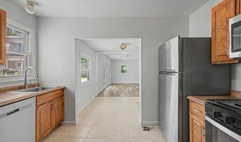 157 E Wyoming Ave, Absecon, NJ 08201