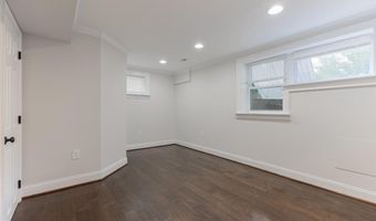4211 DOWNING St, Annandale, VA 22003