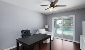 9976 Grandview Dr, La Mesa, CA 91941