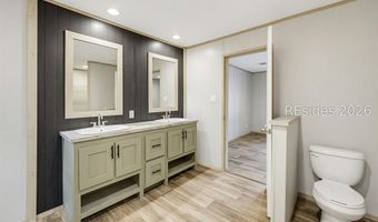 96 Sams Point Rd, Beaufort, SC 29907