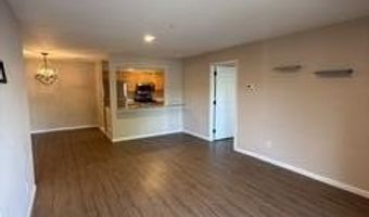 402 Wedgewood Cir, Belford, NJ 07718