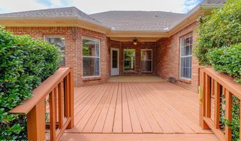 160 Apple Blossom Dr, Brandon, MS 39047