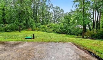 1184 Flamingo Dr, Austell, GA 30168