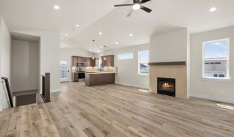 4051 SADDLEBACK Ln, Cheyenne, WY 82001