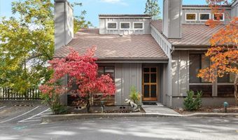 327 Ravenwood Pl, Ashland, OR 97520