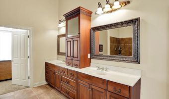 5695 N London Rd, Fairland, IN 46126