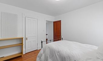 403 N Locust St, Adrian, MI 49221