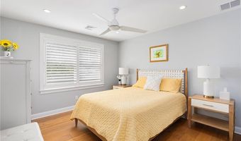 48 TRAVELERS Ct, East Greenwich, RI 02818