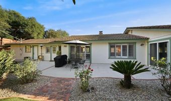 2826 Calle De Malibu, Escondido, CA 92029