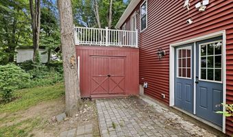 4 Depot St, Belchertown, MA 01007