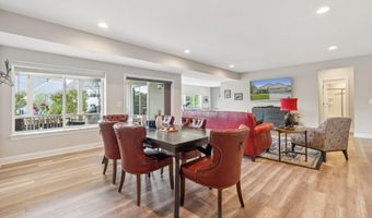 102 PHOEBE Ct, Lake Frederick, VA 22630