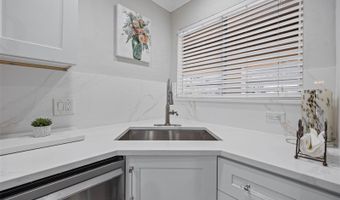 1008 APOLLO BEACH Blvd 103, Apollo Beach, FL 33572
