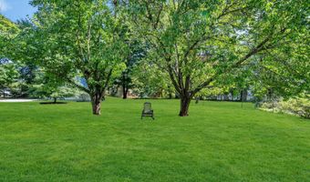 19 High St, Allentown, NJ 08501
