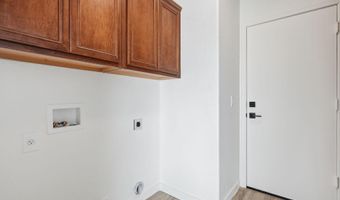1689 E IRIS Dr, Chandler, AZ 85286