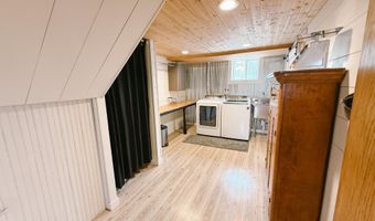 508 3rd Ave, Alton, IA 51003