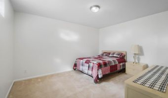 2558 Apple Ridge Ln, Amberley, OH 45236