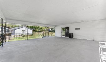 802 N Railroad St, Ainsworth, IA 52201