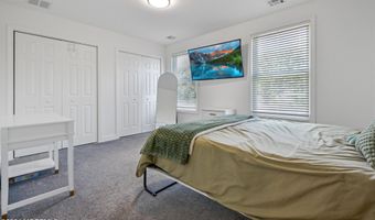 345 Meinzer St, Aberdeen, NJ 07721